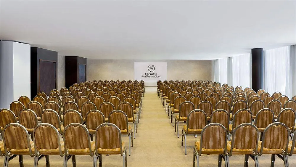 Sheraton Milan Malpensa Airport Hotel & Conference Centre Ferno 4*,