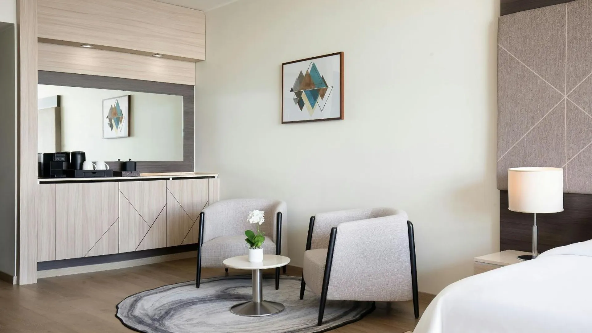 Sheraton Milan Malpensa Airport Hotel & Conference Centre Ferno 4*,  Ιταλία