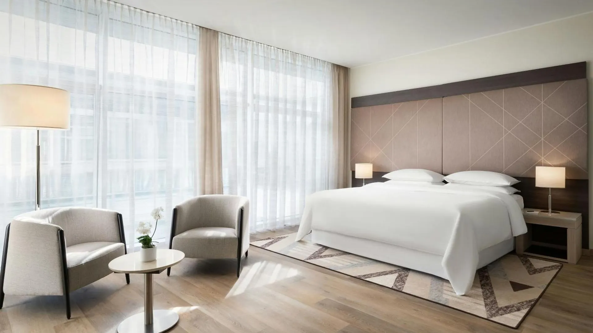 Sheraton Milan Malpensa Airport Hotel & Conference Centre Ferno