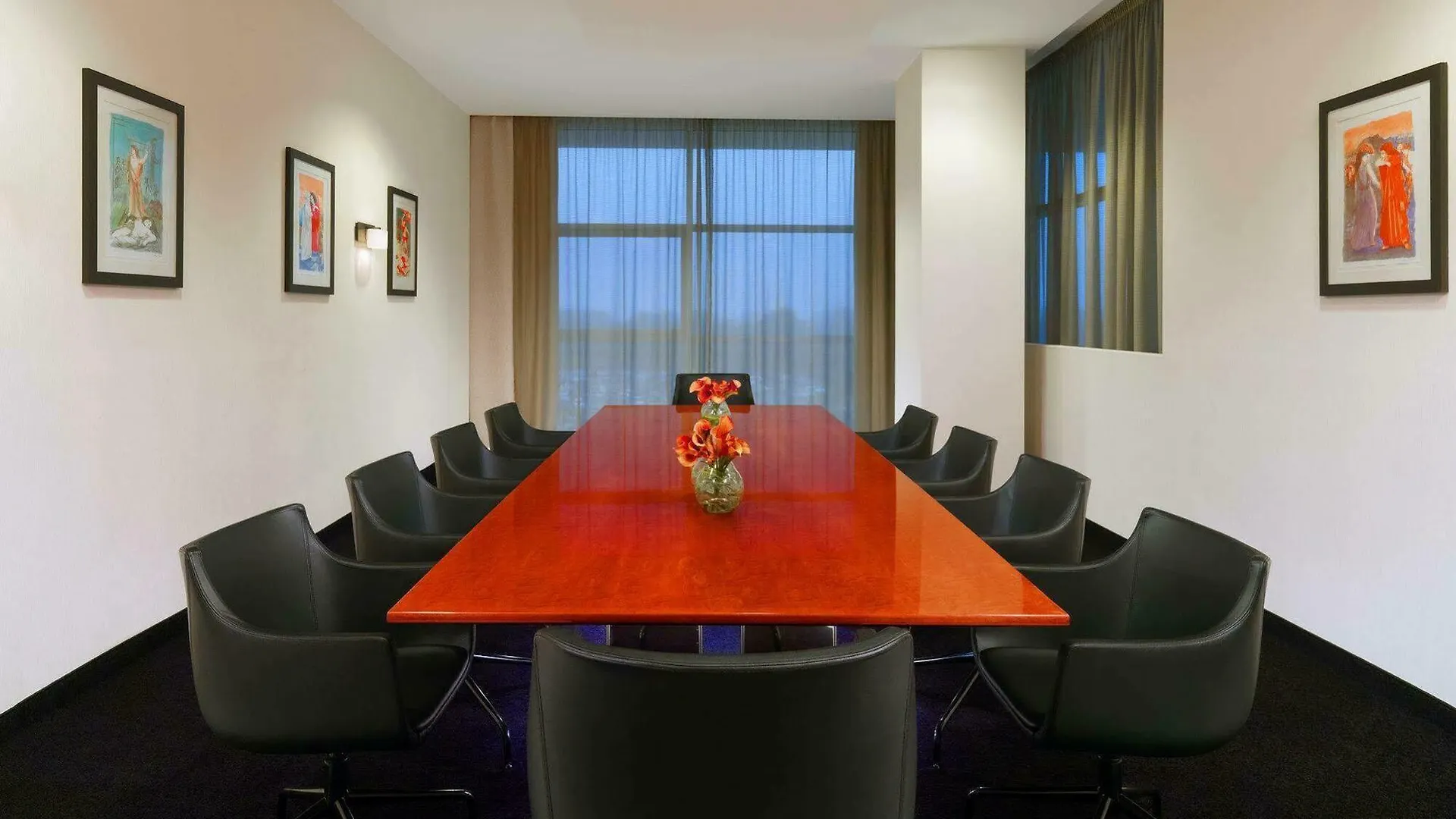 Sheraton Milan Malpensa Airport Hotel & Conference Centre Ferno 4*,