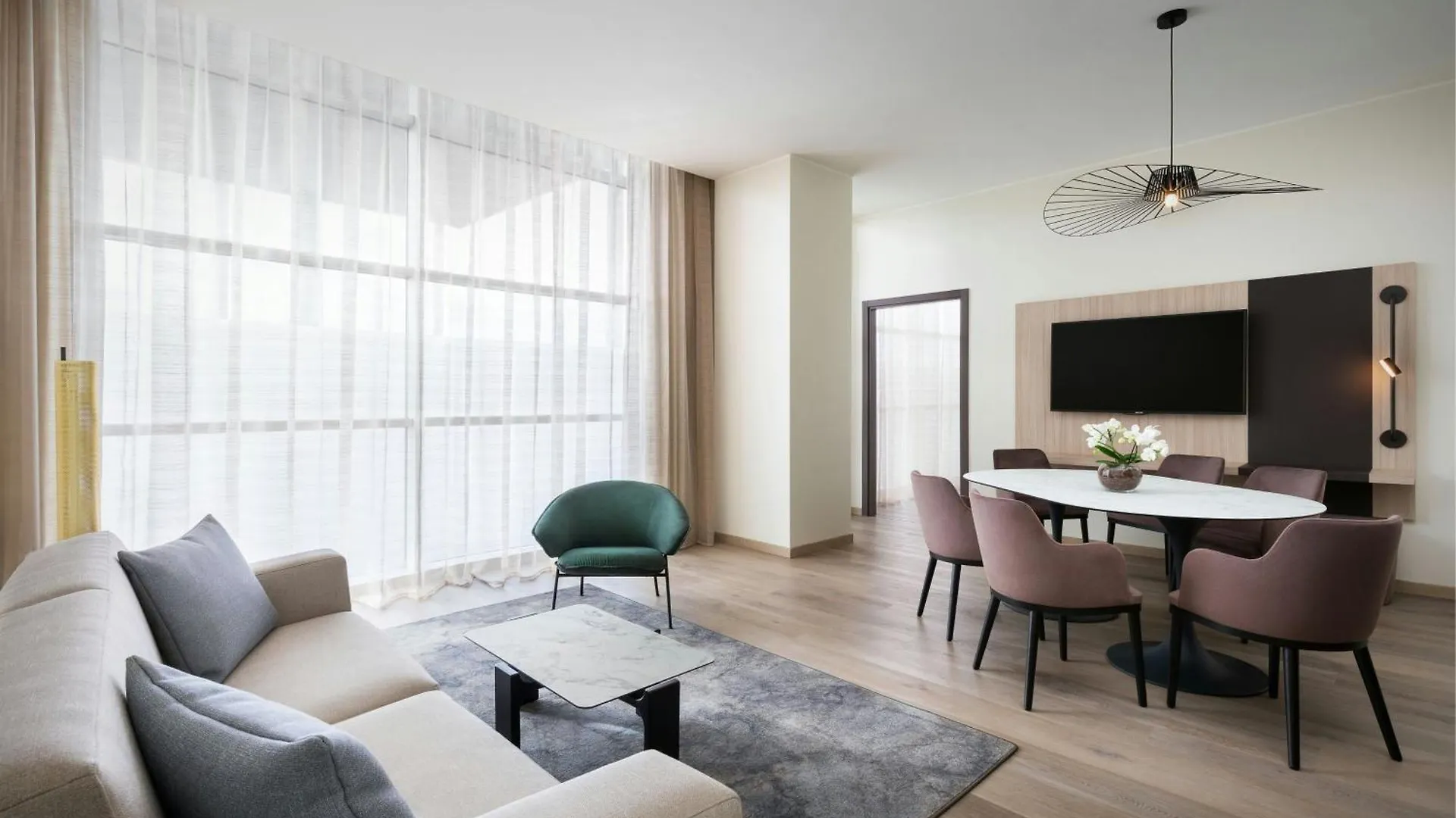 Sheraton Milan Malpensa Airport Hotel & Conference Centre Ferno