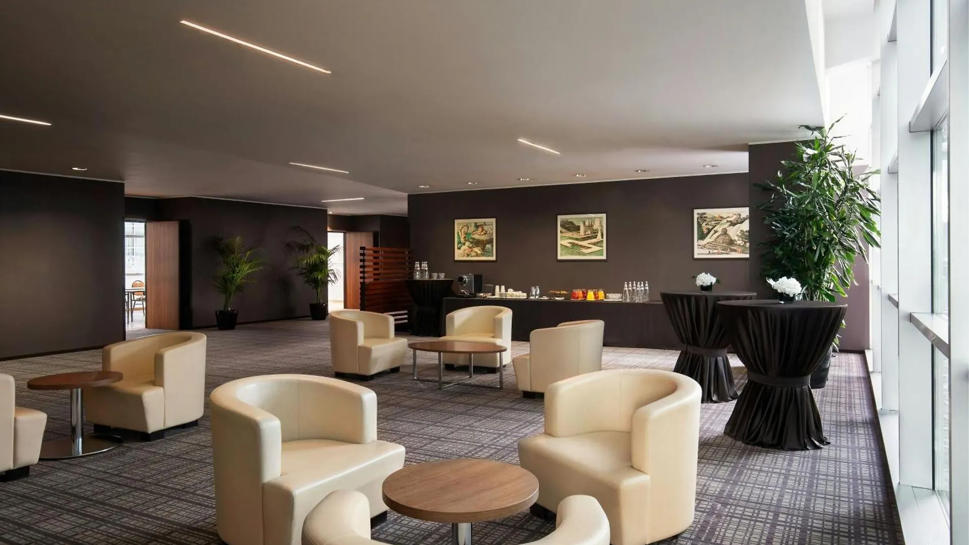 ****  Sheraton Milan Malpensa Airport Hotel & Conference Centre Ferno Włochy